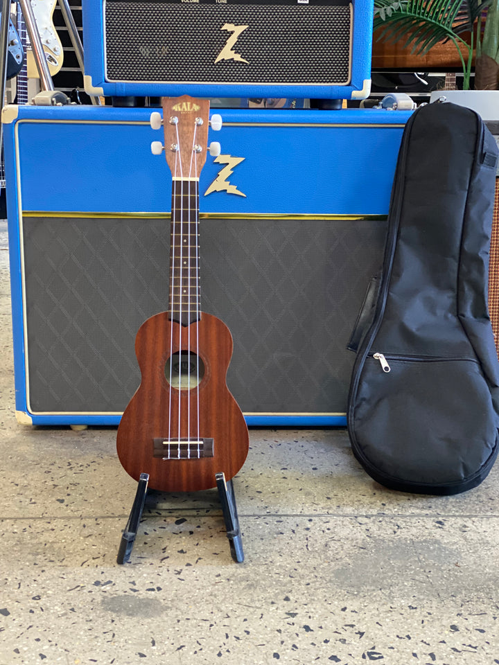 Kala KA-15S Soprano Ukulele wbag ***pre loved***