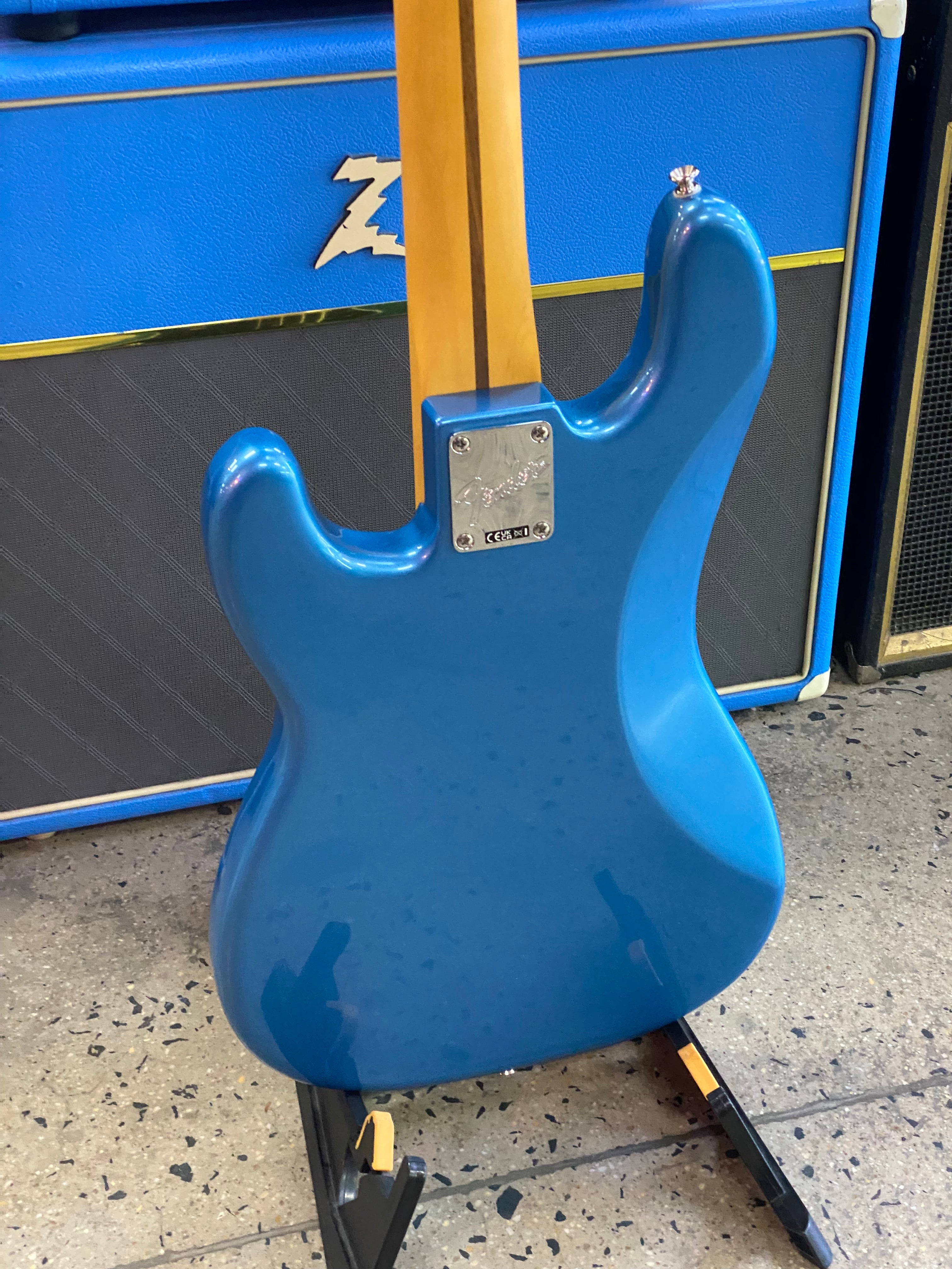Fender American Pro Classic P Bass Maple Neck | Faded Lake Placid