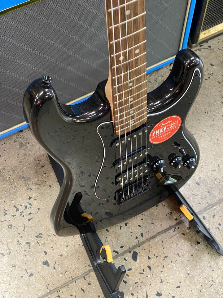 Squier by Fender Affinity Strat HSS | Metallic Black