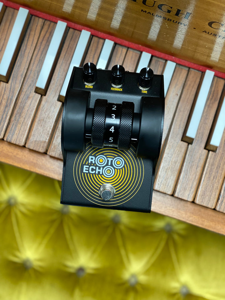 Black Mountain + Third Man Roto Echo Pedal w/box ***pre loved***
