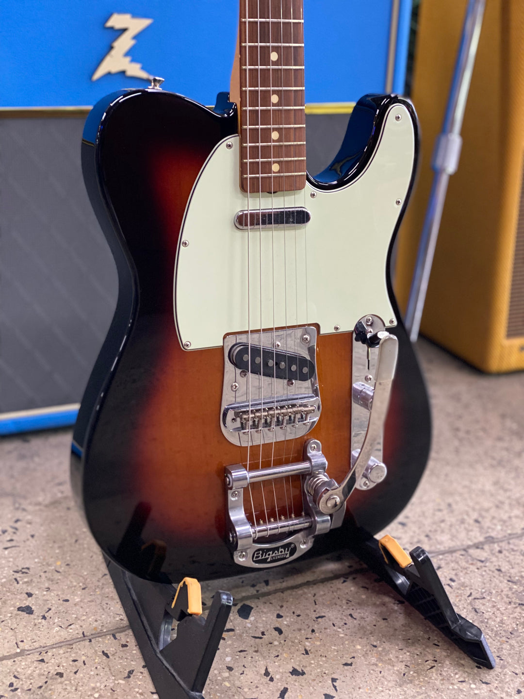 Fender 2021 60s Vintera Bigsby Telecaster w/bag | 3 tone Sunburst ***Pre Loved***