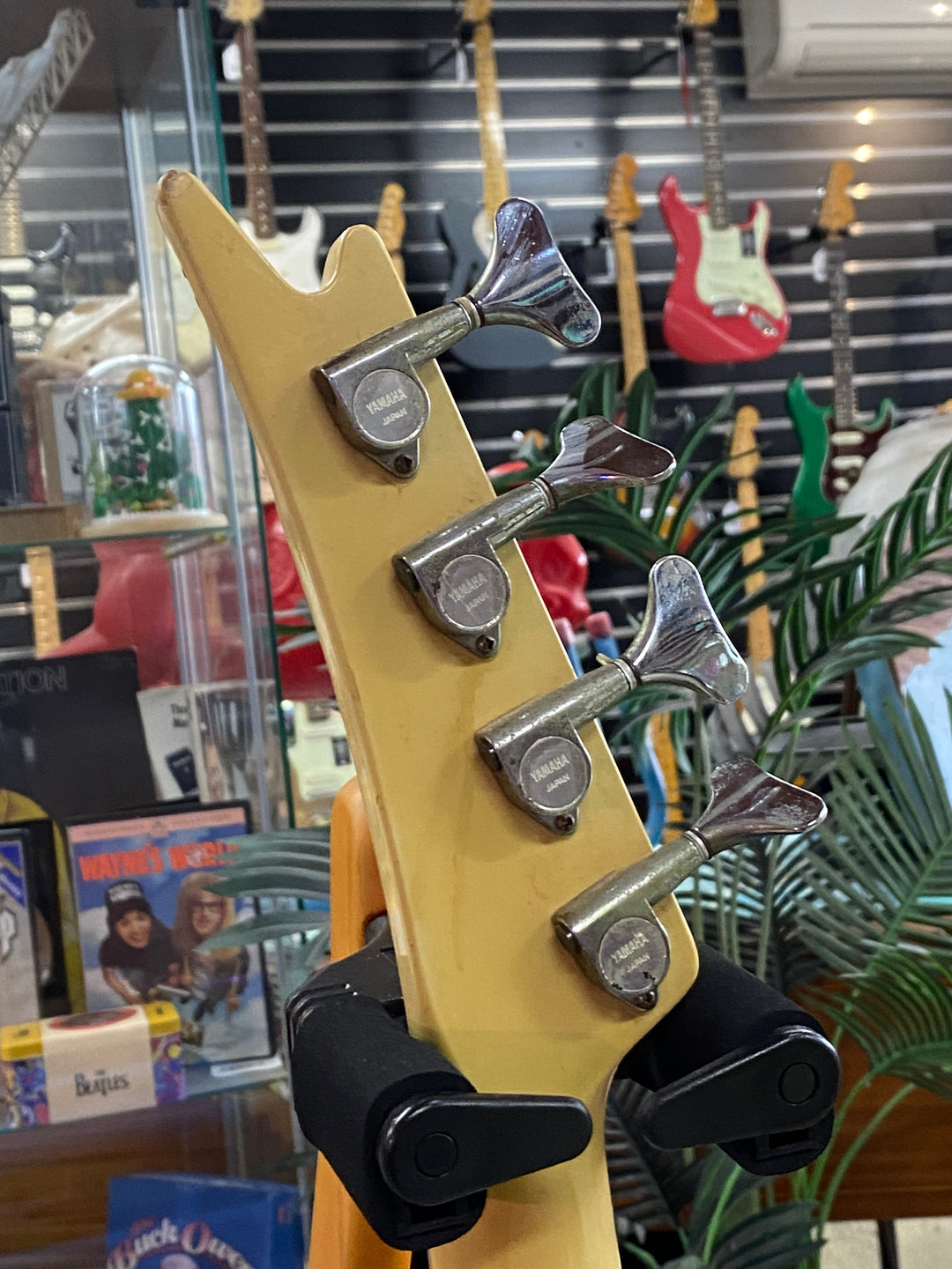 Yamaha MIJ Mid 80s EBX-1 Bass Guitar | White ***pre loved***