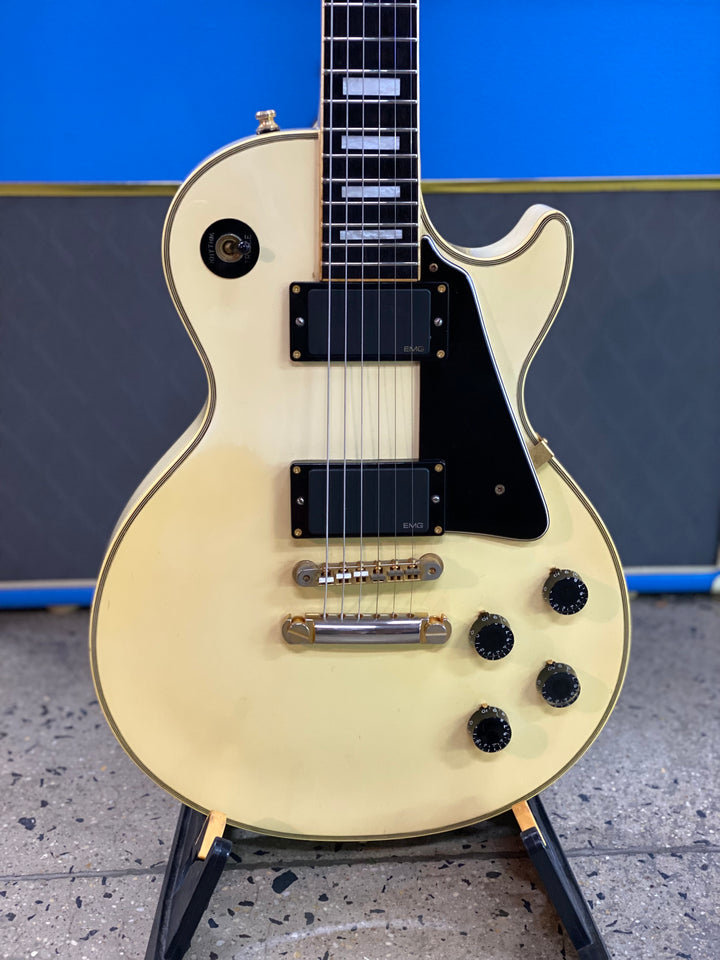Burny LPC *Modded EMG Pickups w/bag | White ***pre loved***