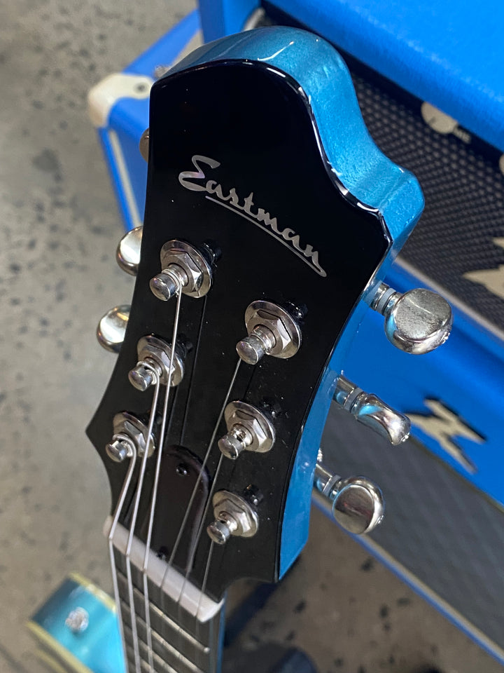 Eastman ROMEO-LA Thinline Archtop Electric Guitar P-90's Celestine Blue W/case ***Pre Loved***