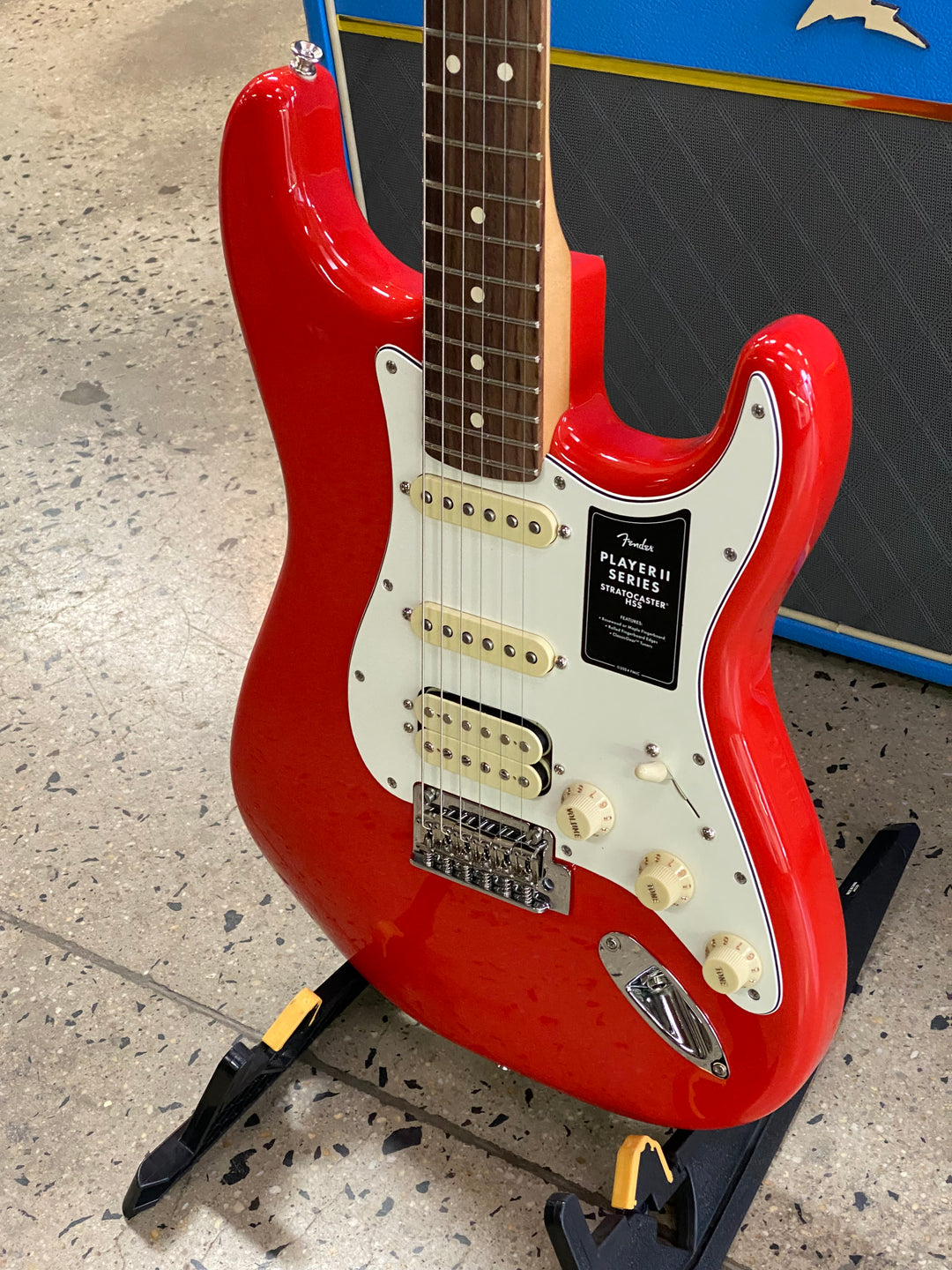 Fender  Player II Stratocaster® HSS, Rosewood Fingerboard, Coral Red