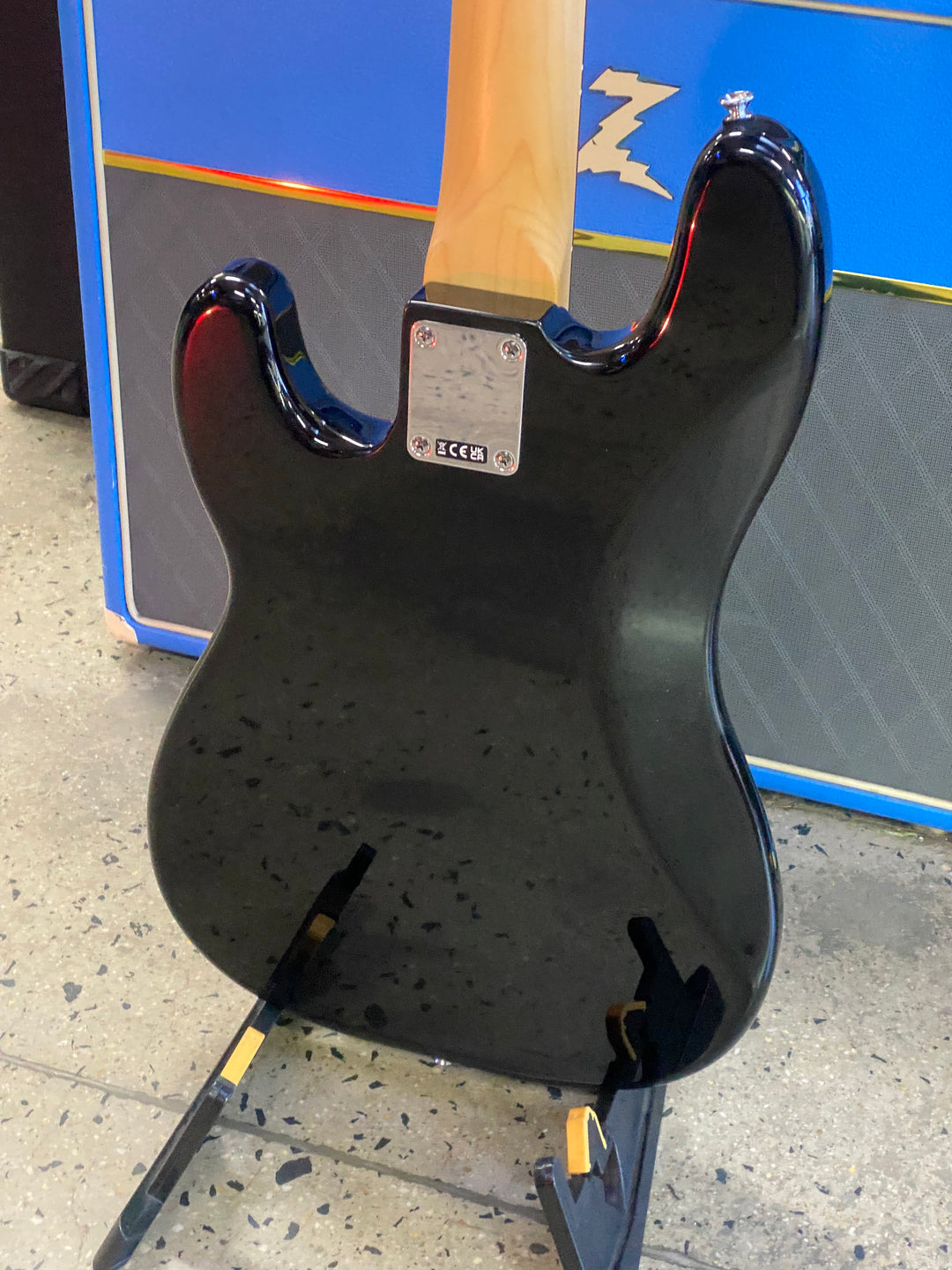 Fender Standard Precision Bass | Black