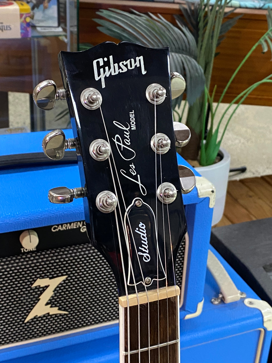 Gibson USA 2018 Studio wbigsby wcase | Silverburst ***pre loved***