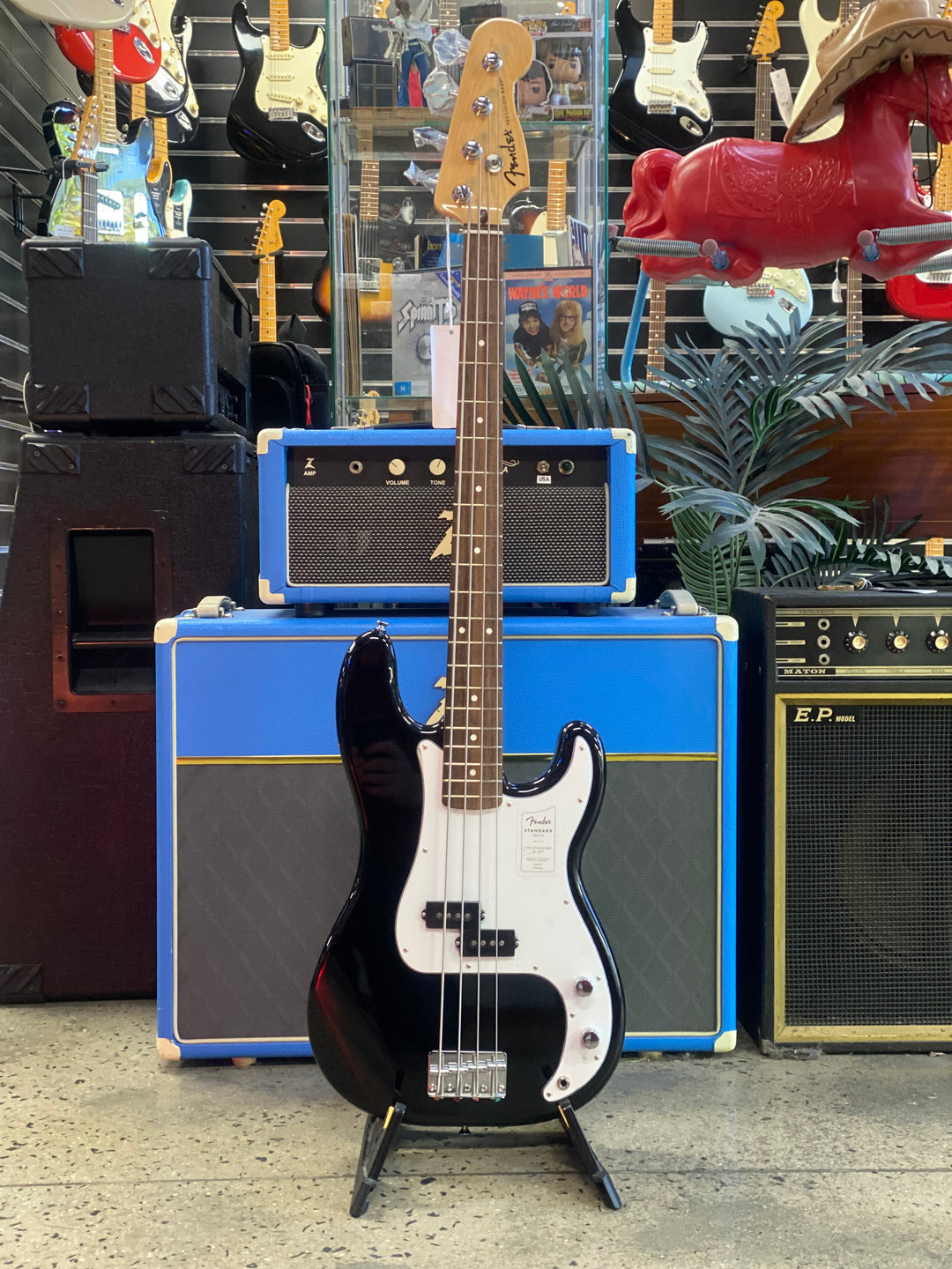 Fender Standard Precision Bass | Black