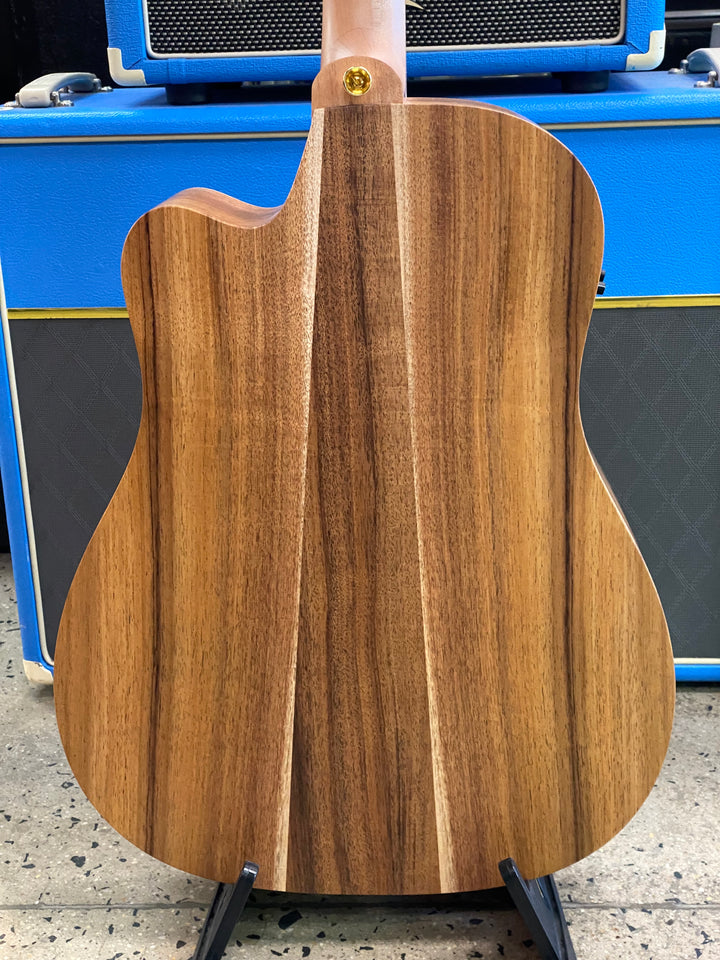 Cole Clark FL2EC Redwood Top with Australian Blackwood Back and Sides