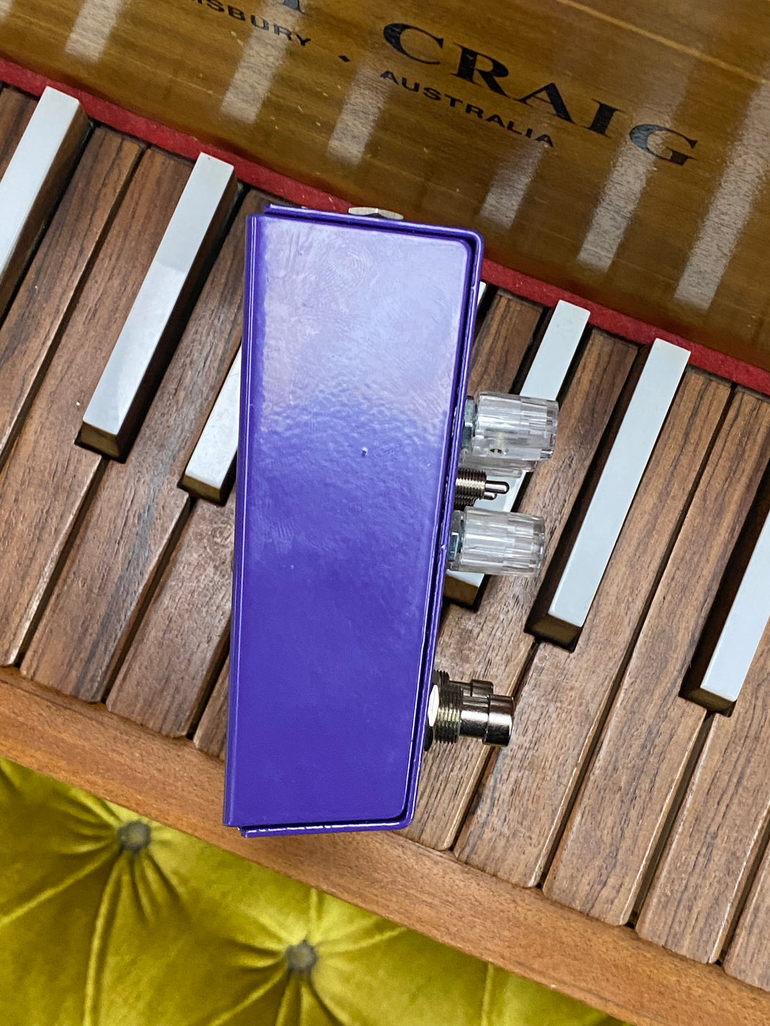 Vertex Nyle Compressor + Preamp Pedal ***pre loved***