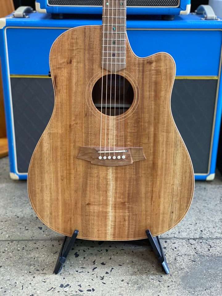 Cole Clark FL2EC All Blackwood W/case ***pre loved***