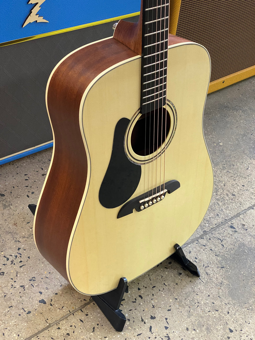 Alvarez Regent RD26L Dreadnought Acoustic | Left Hand