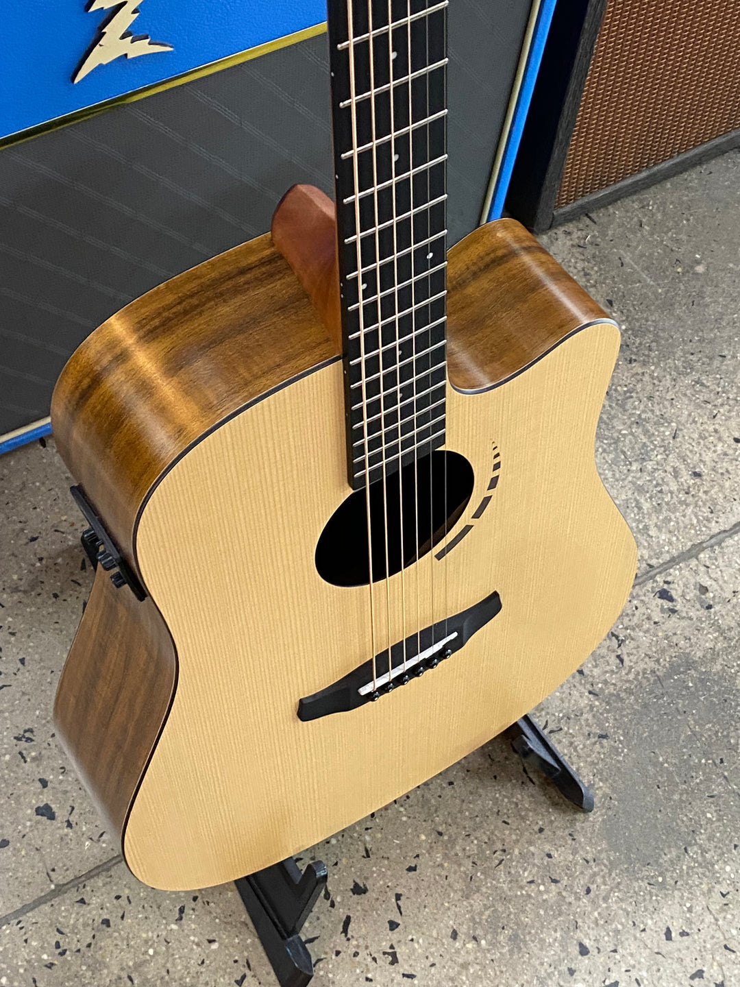 Tanglewood Metropolitan TM5CE Dread CE Koa HPL Acoustic Electric