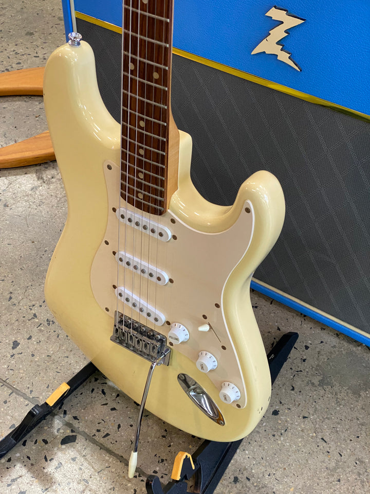 Fender Squier 2013 Bullet Stratocaster white ***Pre Loved***