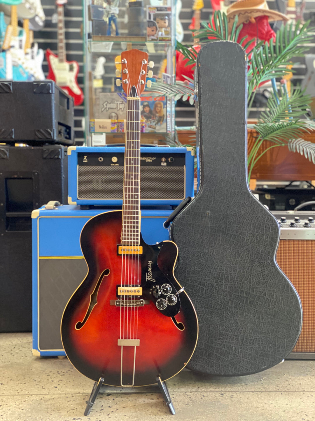 Framus 5/54 1960s w/pickups inc hardcase ***pre loved***