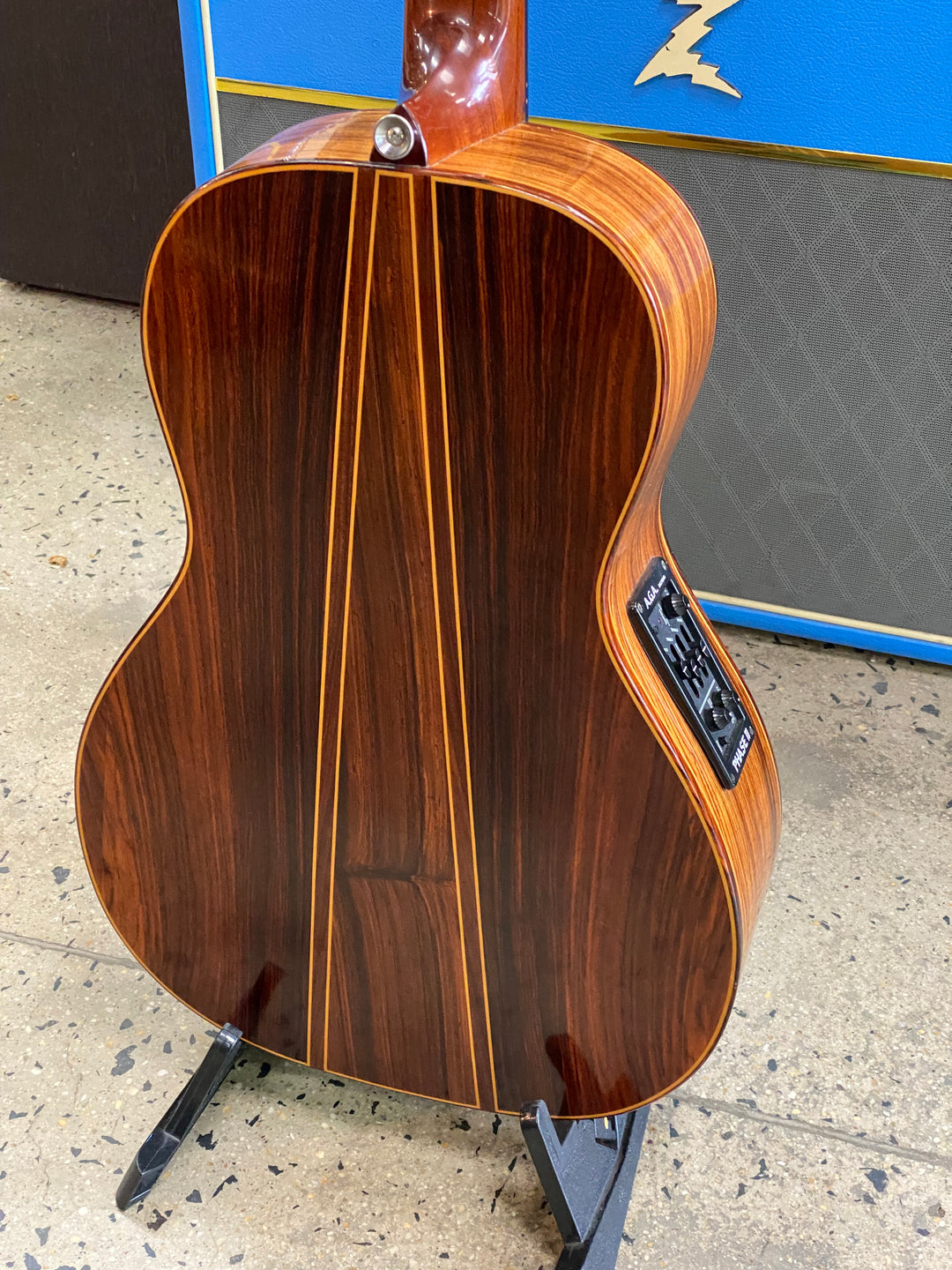 Woodtone Barry Kerr 1997 Parlour 0 Series #0011 King William Pine wcase ***pre loved***