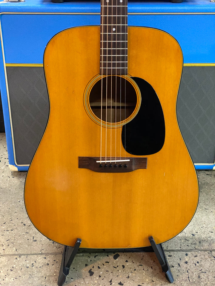 Martin USA 1972 D-18 Acoustic W/case Pre Loved