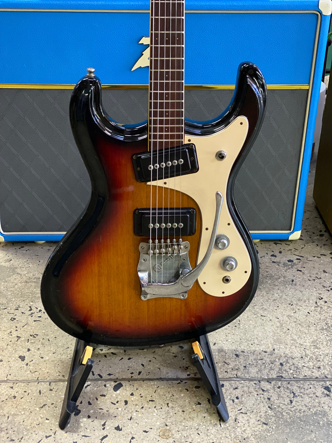 Mosrite Avenger Made in Japan 1970's Sunburst ***Pre Loved***