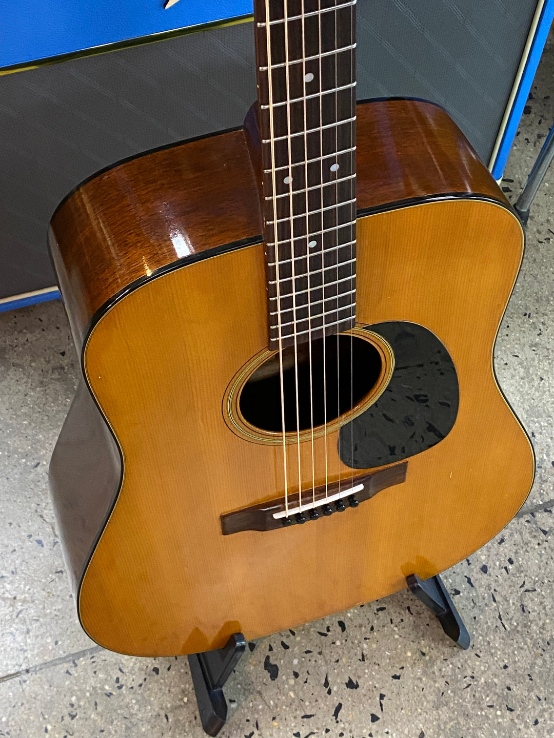 Martin USA 1972 D-18 Acoustic W/case Pre Loved