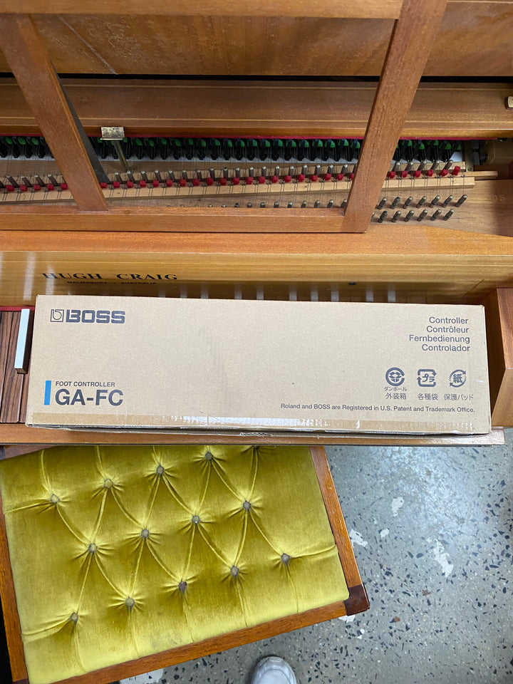 Boss GA-FC Foot Controller W/box ***Pre Loved***