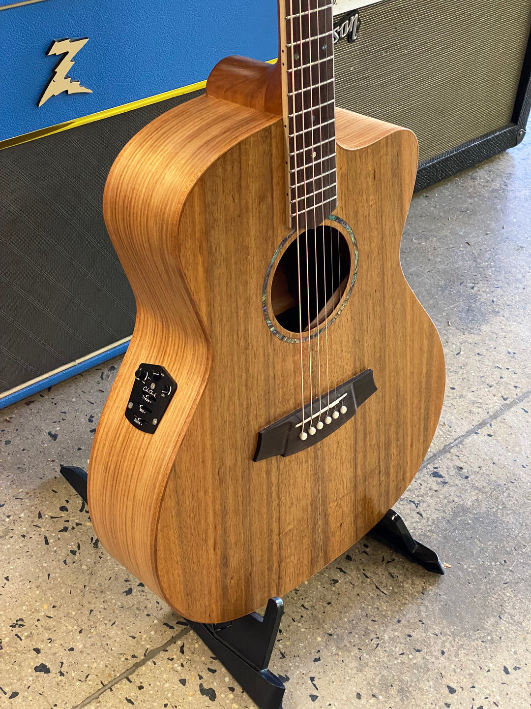 Cole Clark Studio SAN1EC Grand Auditorium Blackwood top back & sides