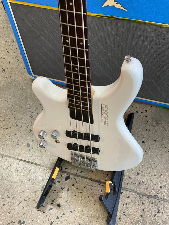Washburn 1980s Force ABT B-10 Bass Left Hand | White