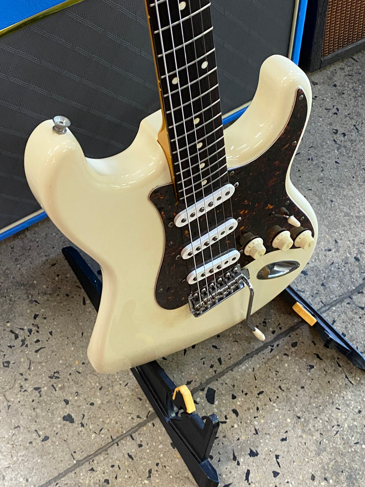 Fender 2002-04 ST62-60 CIJ Stratocaster w/bag | White ***pre loved***