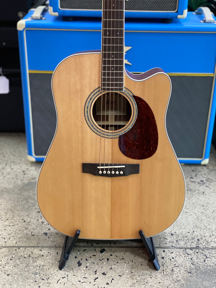 Cort MR710F Acoustic Electric w/hardcase ***Pre Loved***