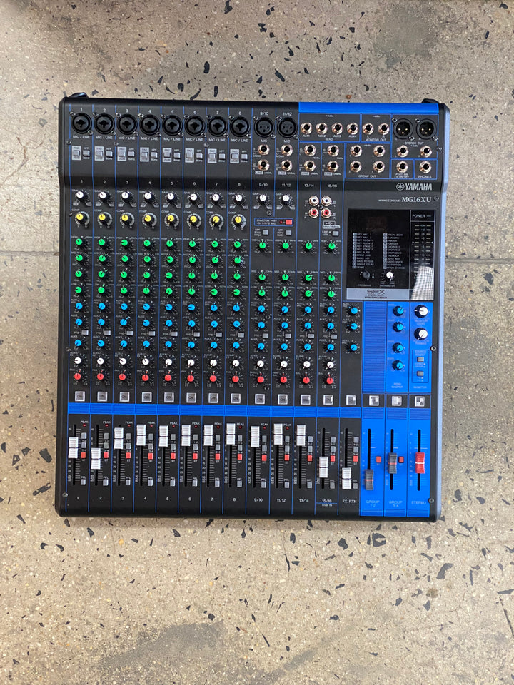 Yamaha MG16XU Mixer w/box ***pre loved***