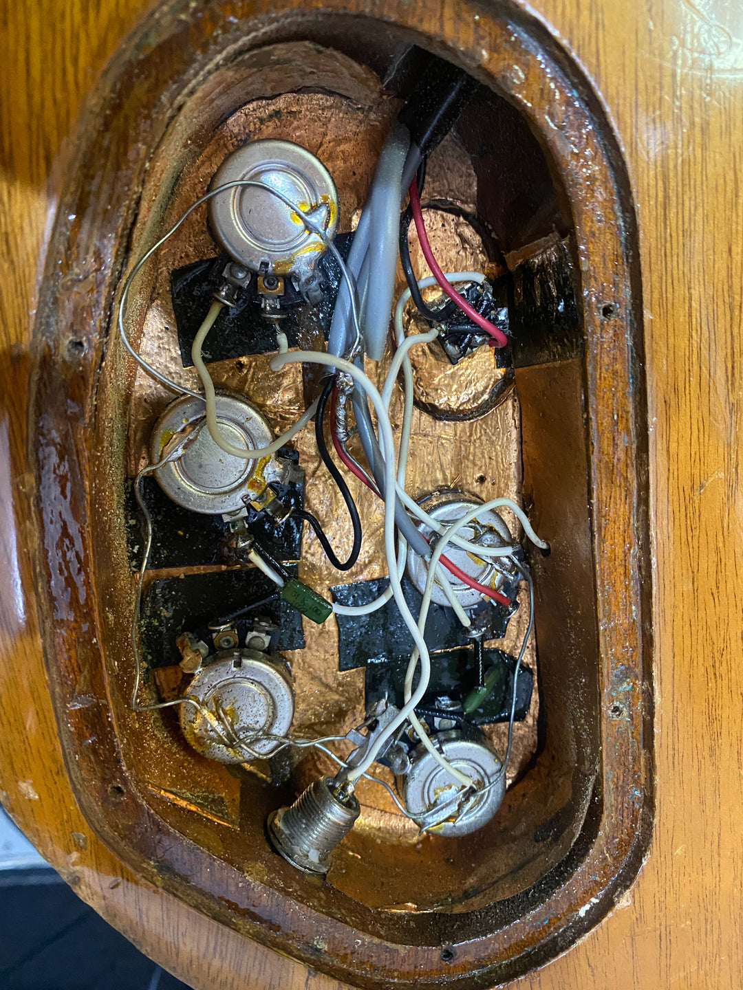 Guild USA 1974 M-75 Bluesbird Electric W/Bigsby W/case ***Pre Loved***