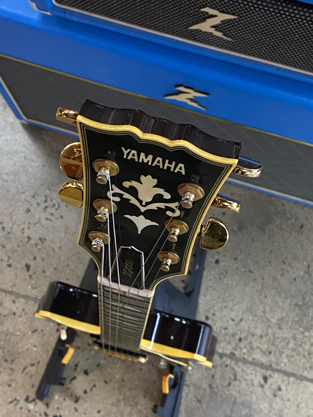 Yamaha 1979 SG1000 w/case | Tobacco Sunburst ***pre loved***