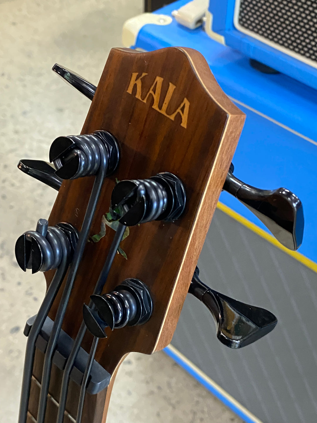 Kala U-Bass KALA_UBASS-SMHG-FS All Solid Mahogany W/bag ***Pre-loved***