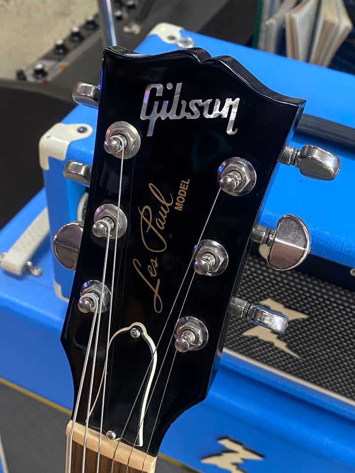 Gibson 2020 Les Paul Classic in Ebony W/case ***Pre Loved***
