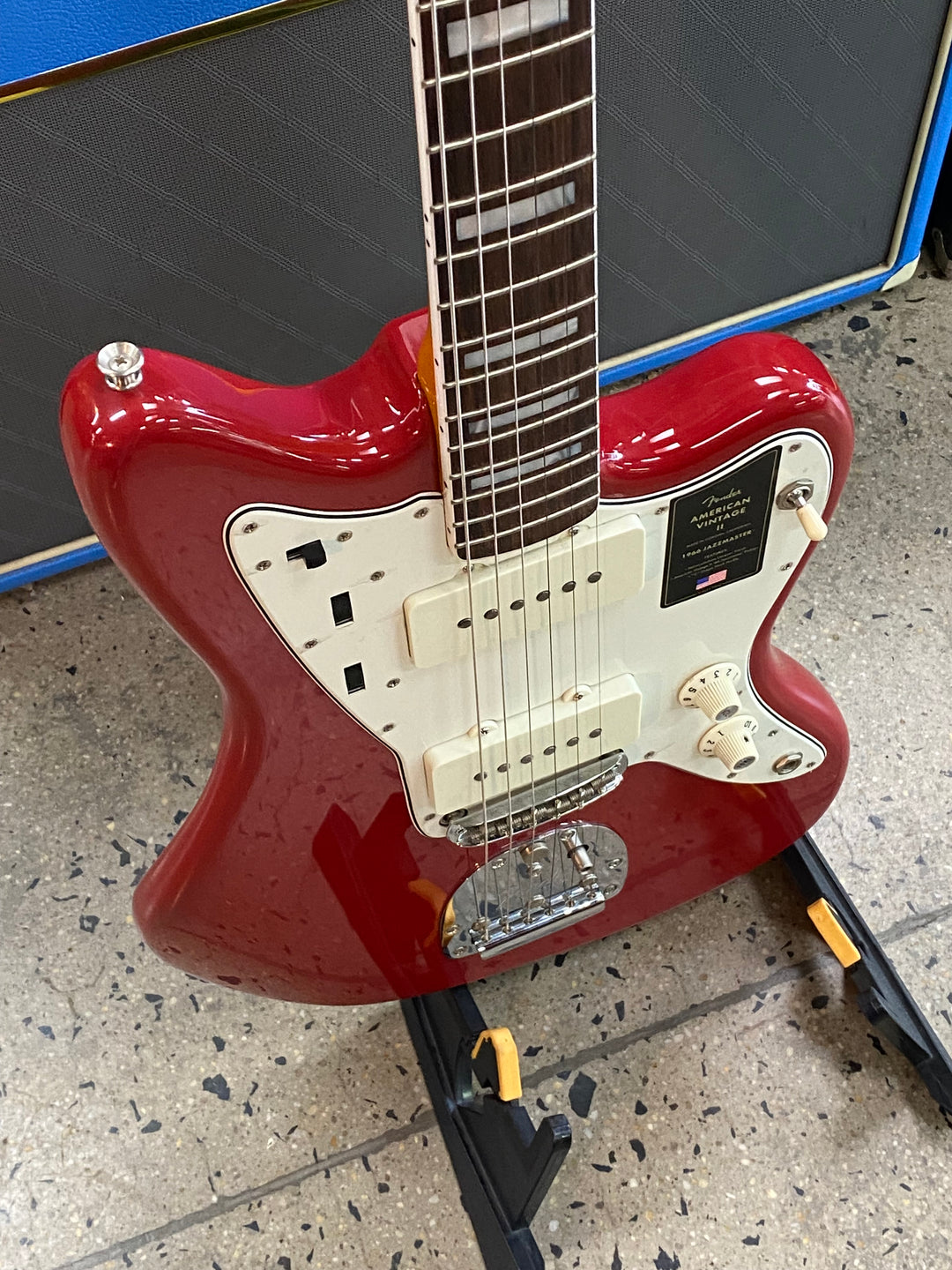 Fender American Vintage II Jazzmaster w/case | Dakota Red ***Pre Loved***