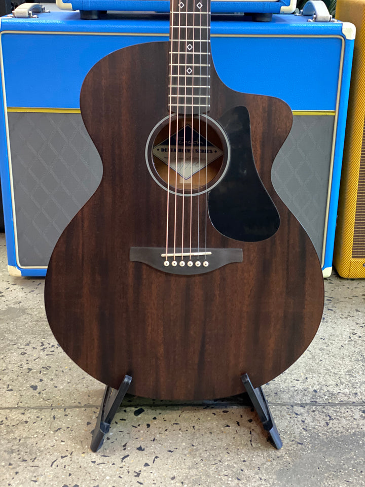 Fenech Delta Blues GA Cutaway All AA Mahogany