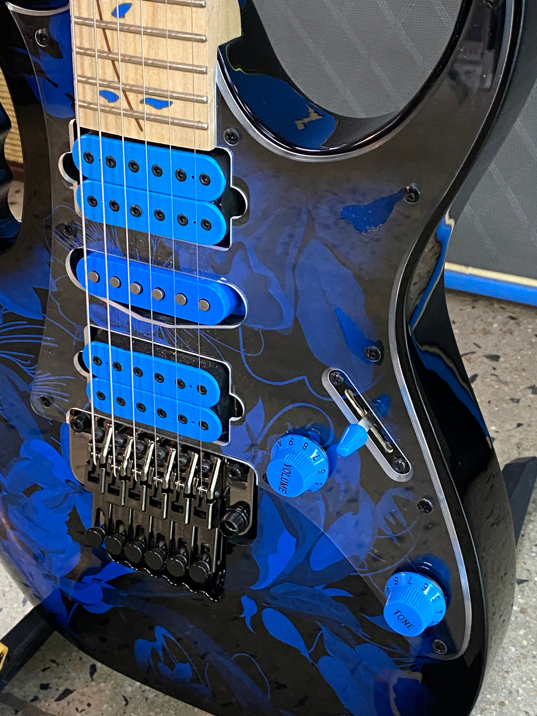 Ibanez 2024 JEM77P w/case | Blue Floral ***pre loved***