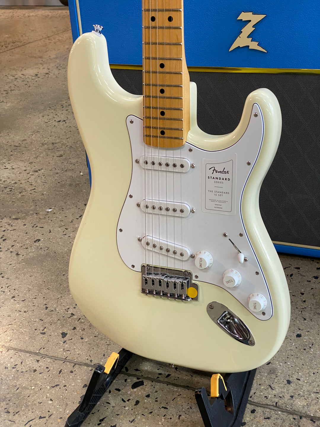 Fender Standard Stratocaster | Olympic White