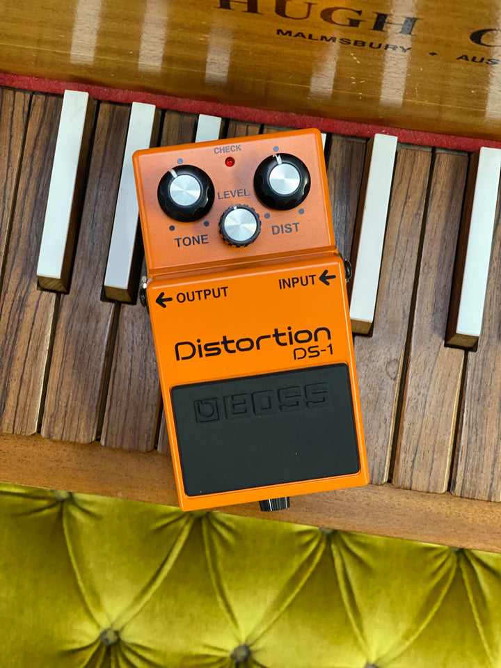 Boss DS-1 MIT Distortion Pedal wbox ***pre loved***