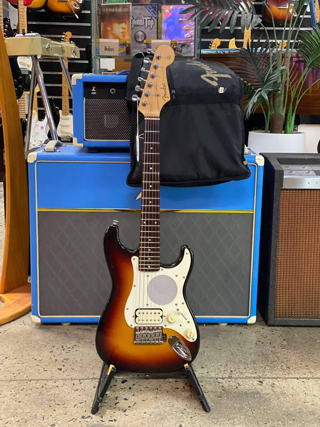 Fender 1993-94 St-Champ 34 Size Electric Built in Speaker | Sunburst ***pre loved***
