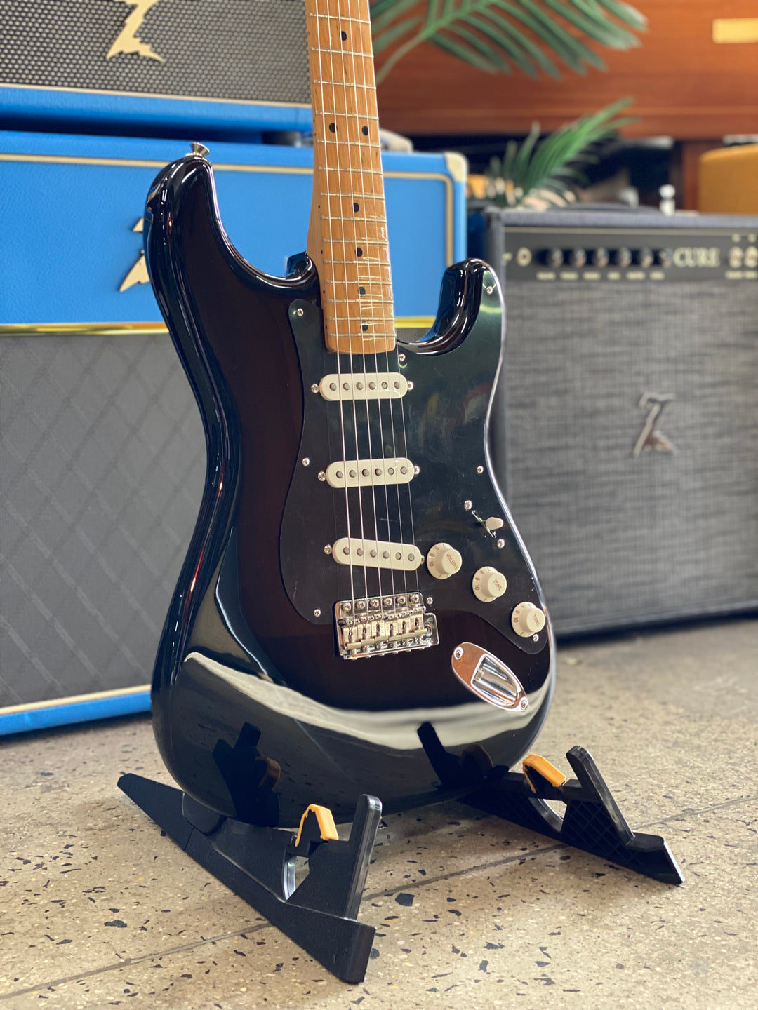 Fender DE Limited Edition Vintera II 50's Stratocaster | Black