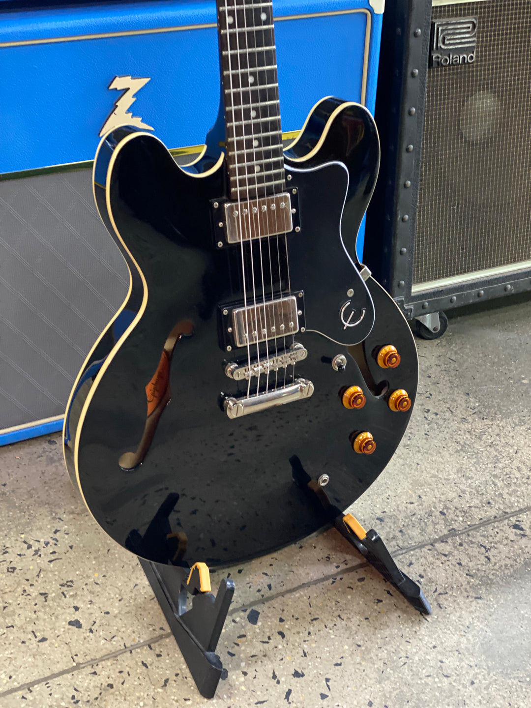 Epiphone 2015 Dot w/case | Ebony ***pre loved***