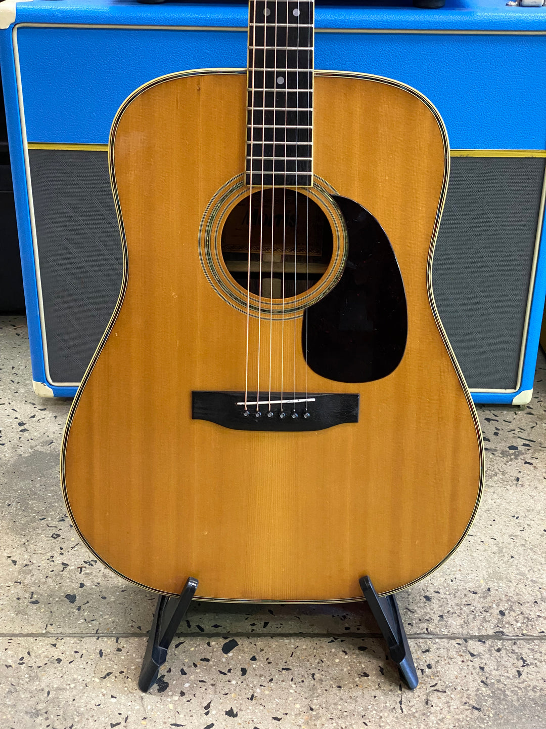 Morris 1975 W-30 Acoustic Natural W/case ***Pre Loved***