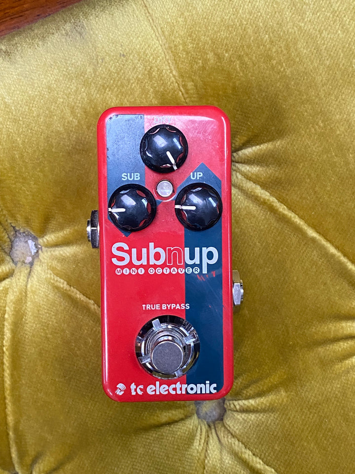 TC Electronic Sub 'N' Up Mini Octaver Pedal W/box ***Pre Loved***