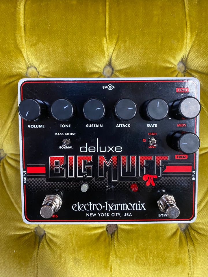 Electro Harmonix Deluxe Big Muff Pi Fuzz Pedal W/box ***Pre Loved***