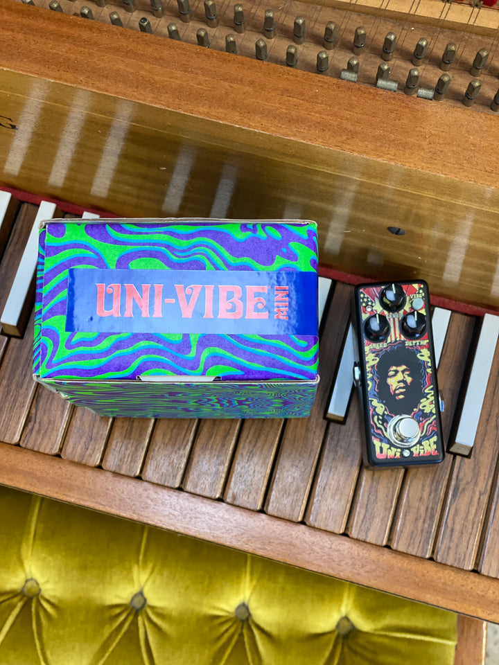 Dunlop Hendrix JHW3G1 Uni-Vibe Mini Pedal wbox ***pre loved***