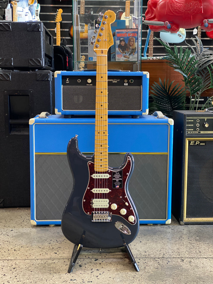 Fender American Pro Classic Strat HSS Maple Neck | Faded Black