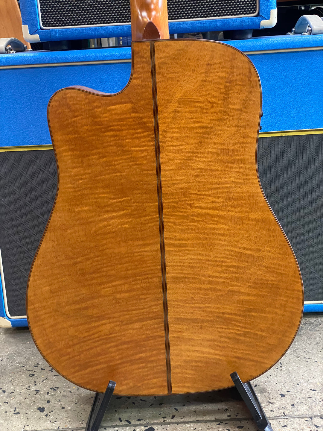 Martin Klema K200DCCE Solid Cedar Top Acoustic Guitar W/pickup Natural W/bag ***Pre Loved***