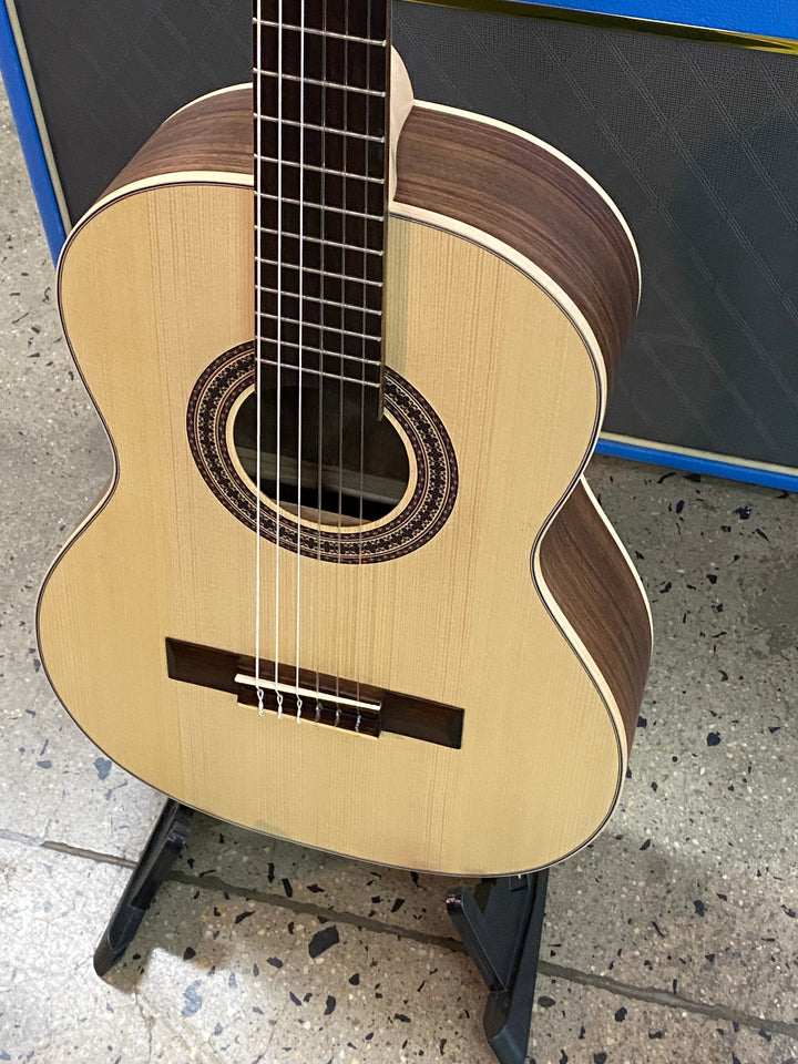 Manuel Rodriguez Concert 3/4 Ecologia E-57 Spruce / Walnut