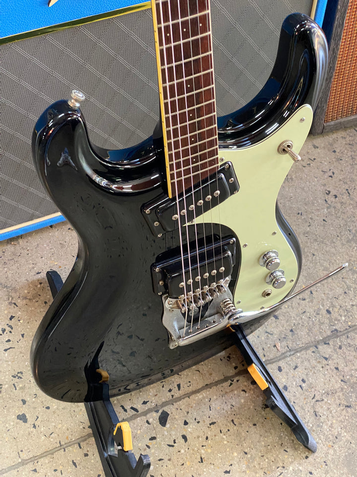 Mosrite MIJ Reissue Ventures w/case | Black ***pre loved***