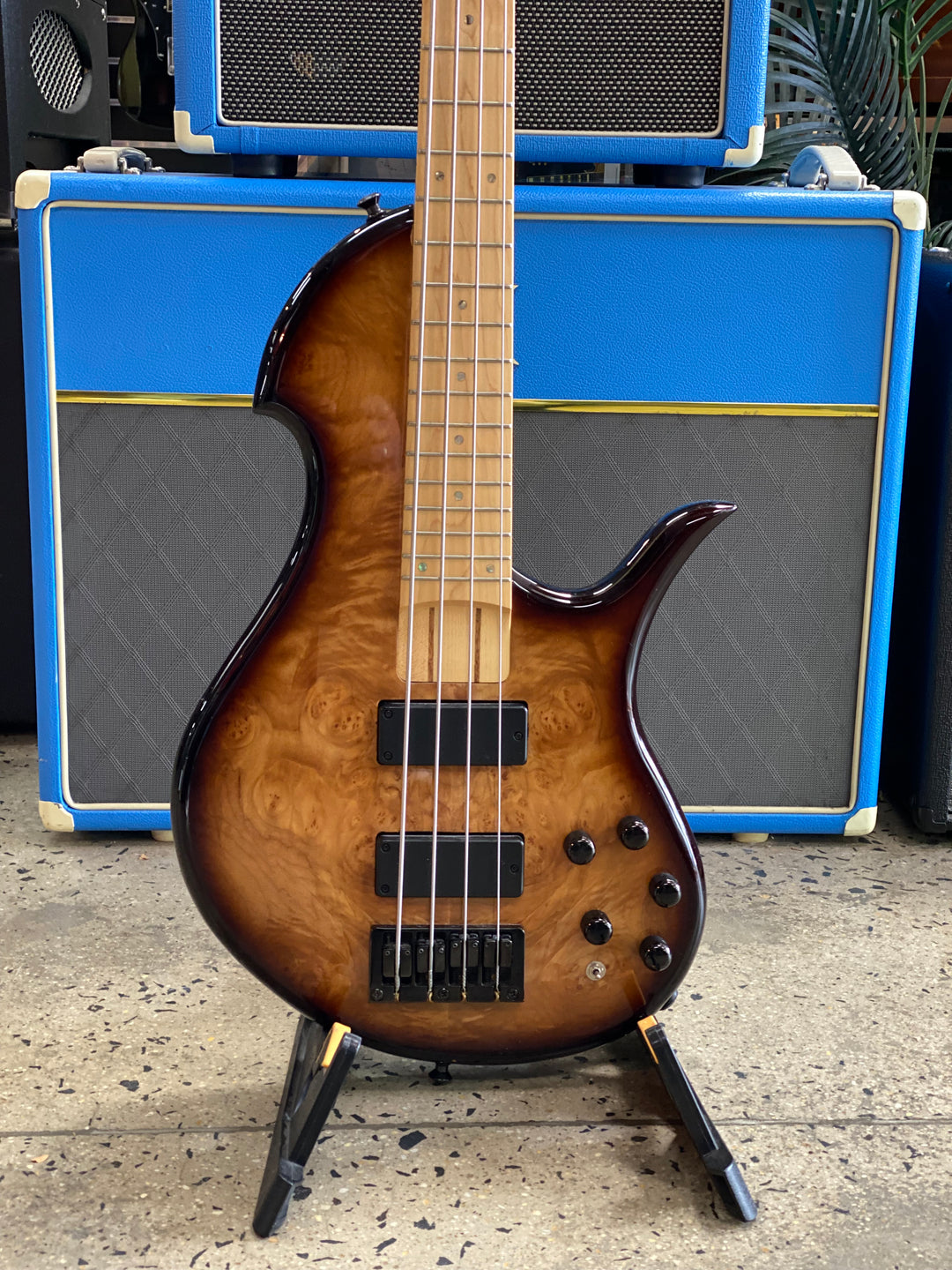 Bacchus Bass MIJ SCB4-Custom | Burl Maple ***Pre Loved***